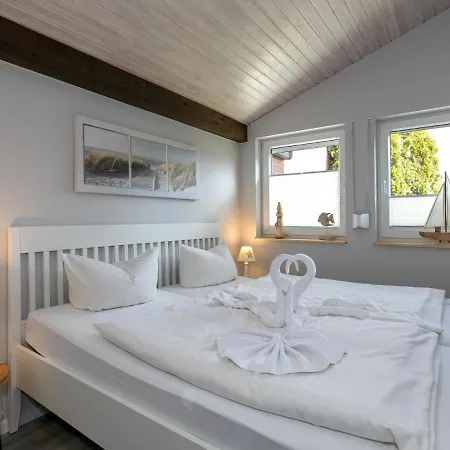 Ferienhaus Fedderwardersiel-4 By Interhome Fedderwardersiel