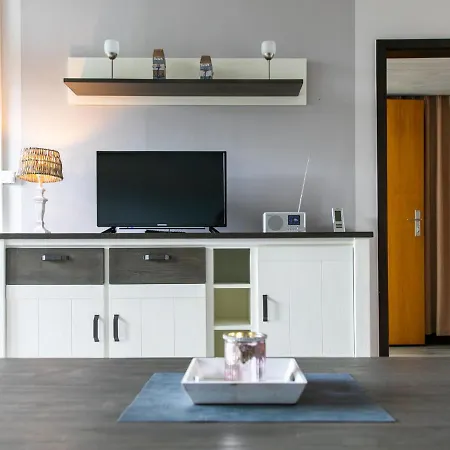 Ferienhaus Fedderwardersiel-4 By Interhome Fedderwardersiel